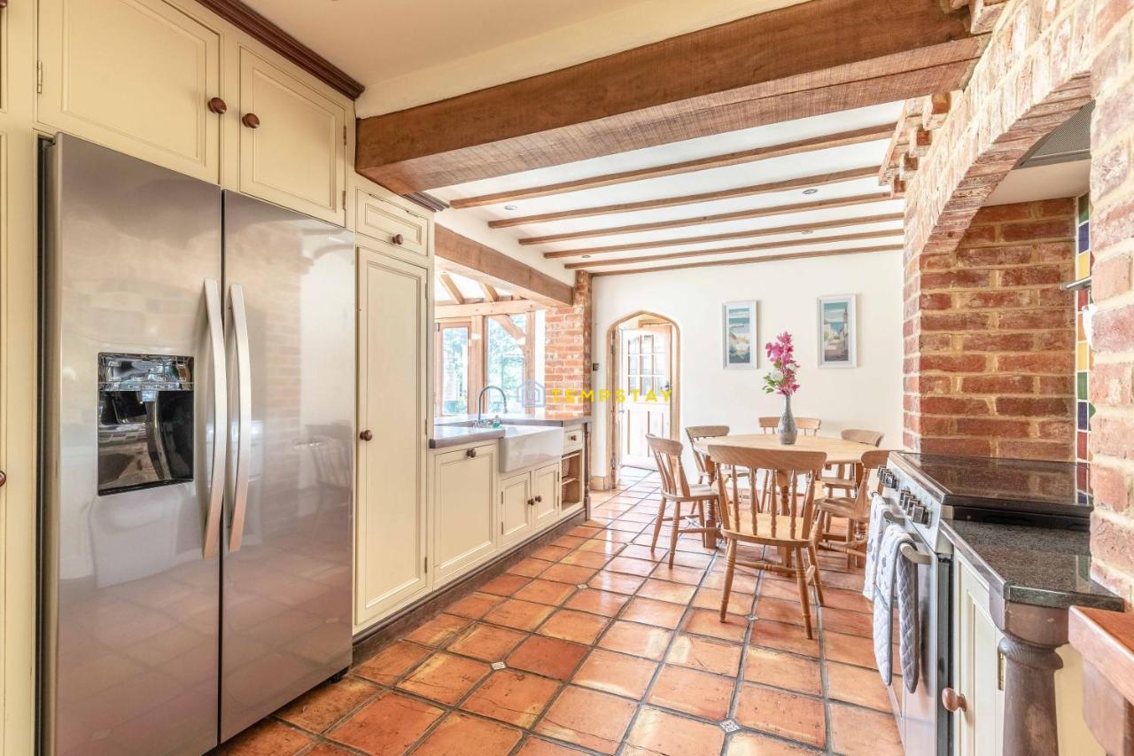Chestnut Cottage - Stunning Countryside Views! Parking, 4 Bed, 3 Bathrooms White Waltham Exteriér fotografie